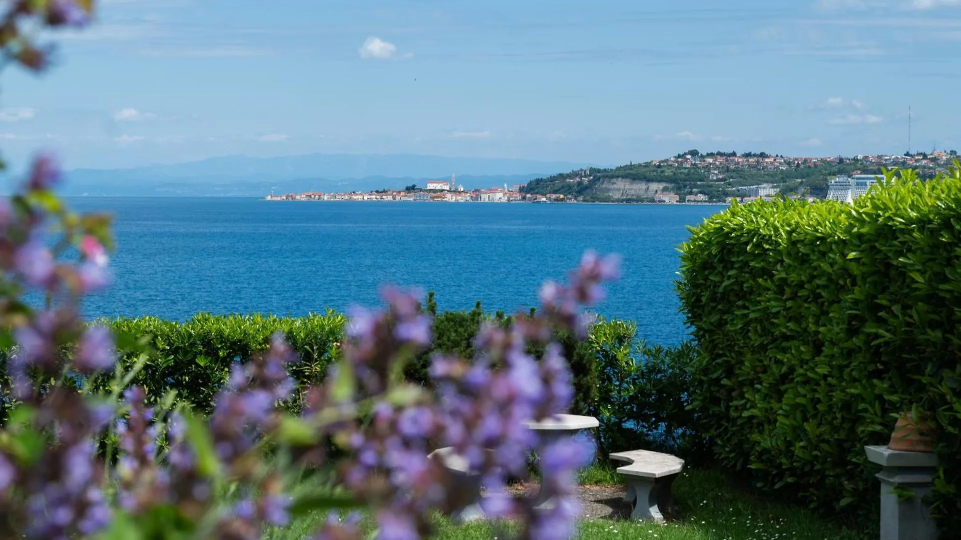 Дом отдыха Beachfront House Sanja Црвени-Врх Хорватия